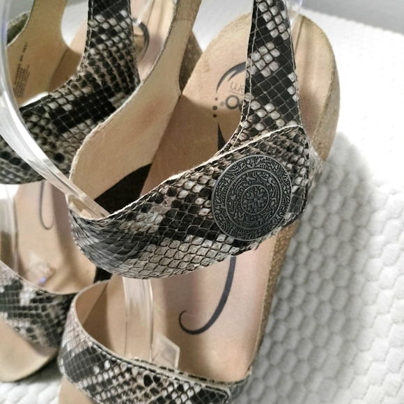 ABEO Una Wedge Animal Print Platform Sandals Size 8N - Picture 7 of 12